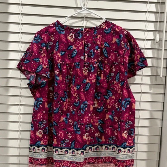🌸3/$15🌸 Lane Bryant and Floral Women's Top—Size 20 - Picture 4 of 4